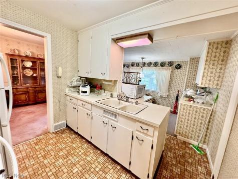 1038 Vincent Boulevard Alliance OH 44601