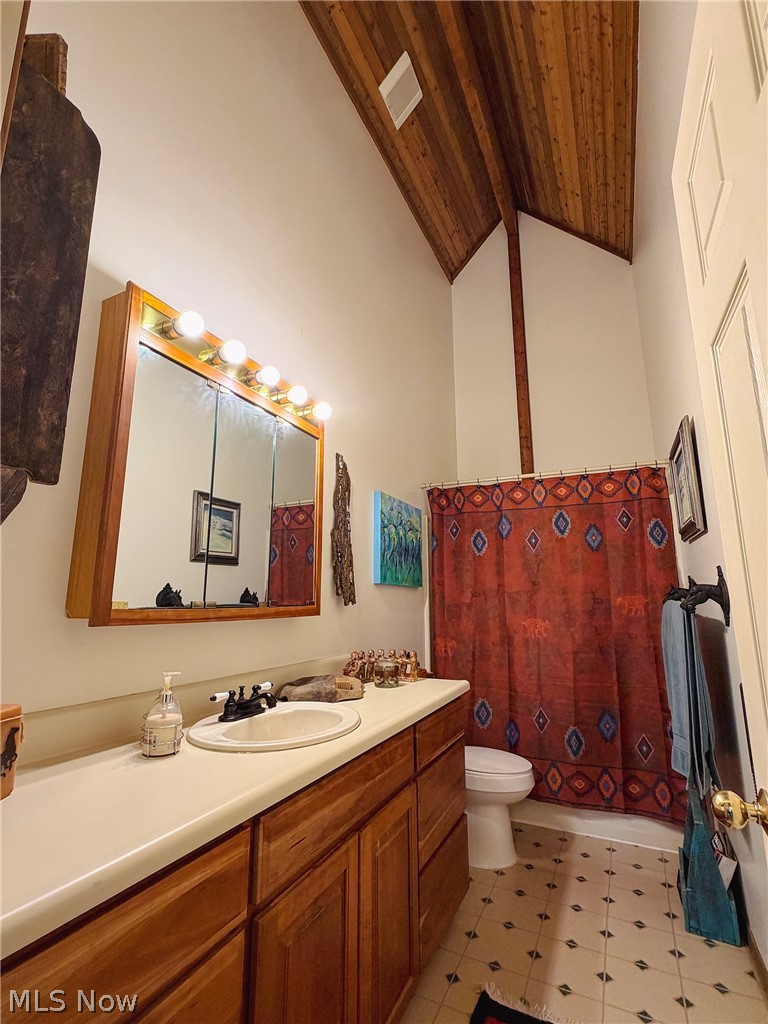 17126 Catsden Road Chagrin Falls OH 44023