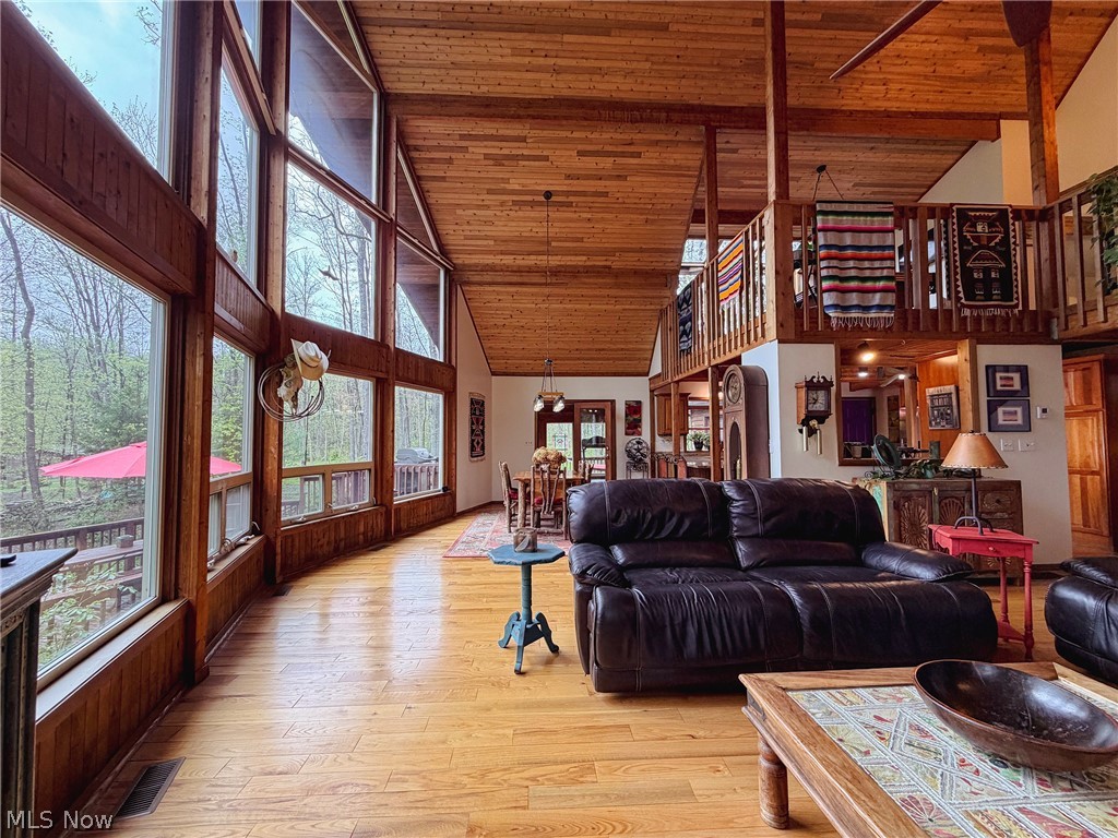 17126 Catsden Road Chagrin Falls OH 44023