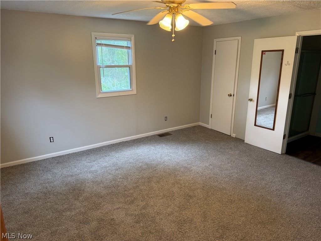 606 E First Street Uhrichsville OH 44683