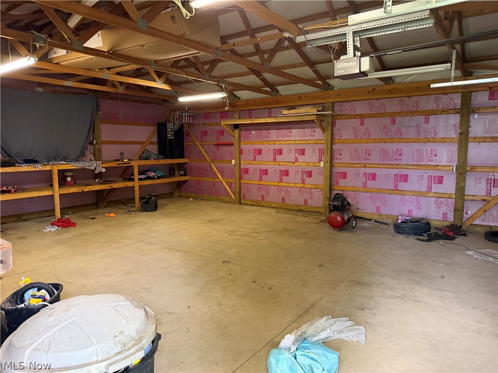 606 E First Street Uhrichsville OH 44683