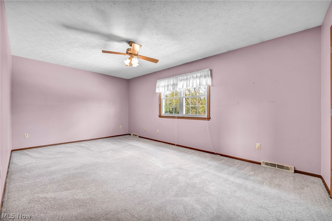 5068 Bright Baldwin Road Newton Falls OH 44444