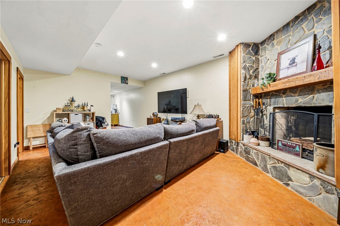 10506 Mayfield Road Chesterland OH 44026