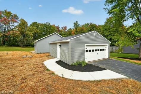 16940 Thompson Road Thompson OH 44086