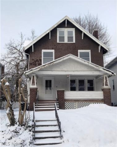 829 Elmore Avenue Akron OH 44302