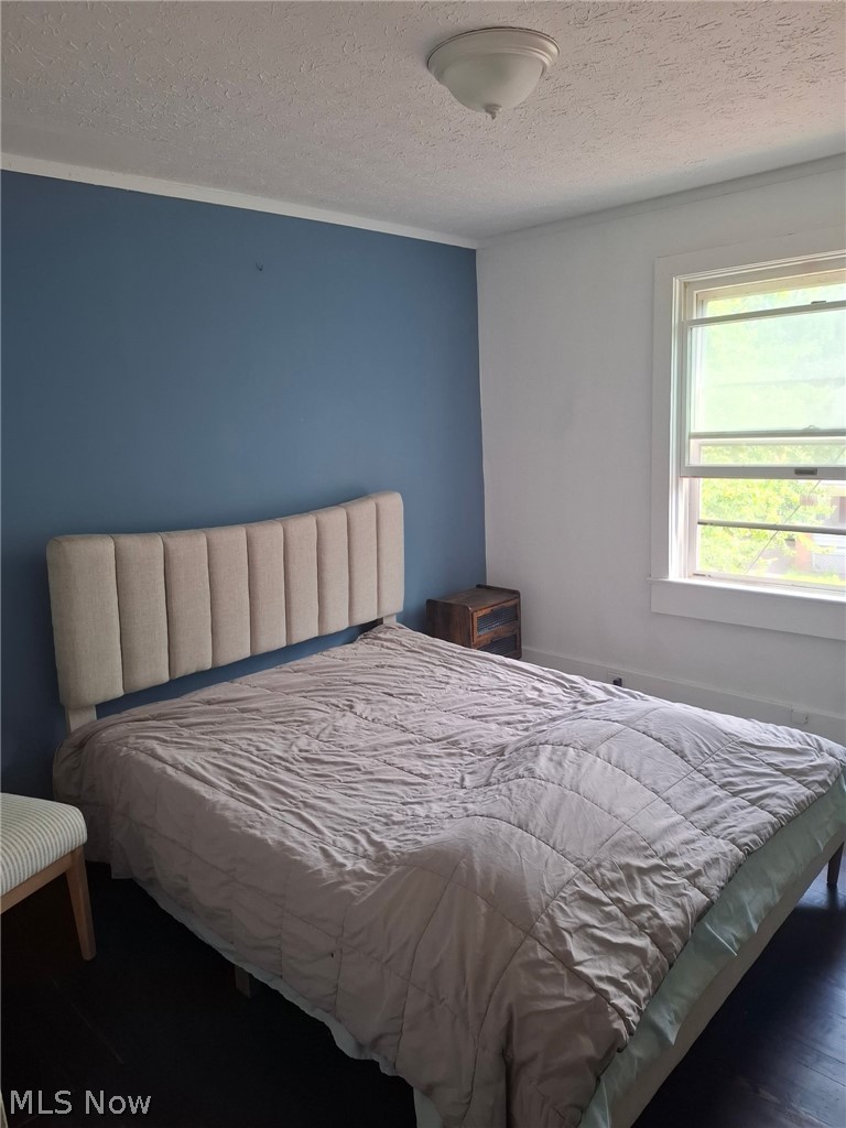 829 Elmore Avenue Akron OH 44302
