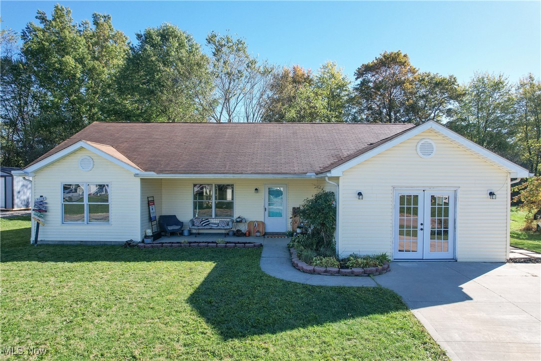 1454 Hillcrest Drive Atwater OH 44201