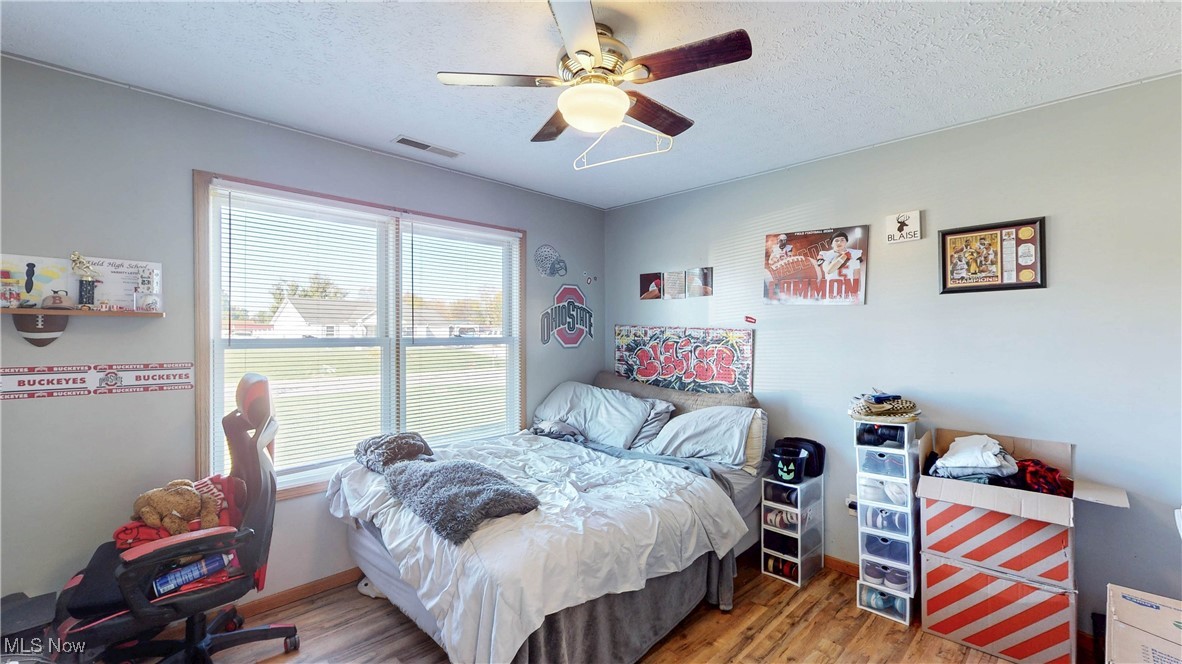 1454 Hillcrest Drive Atwater OH 44201