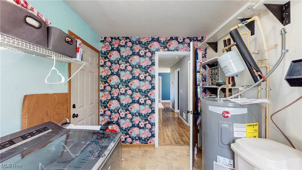 1454 Hillcrest Drive Atwater OH 44201