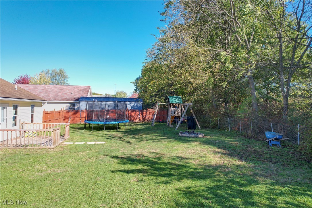 1454 Hillcrest Drive Atwater OH 44201