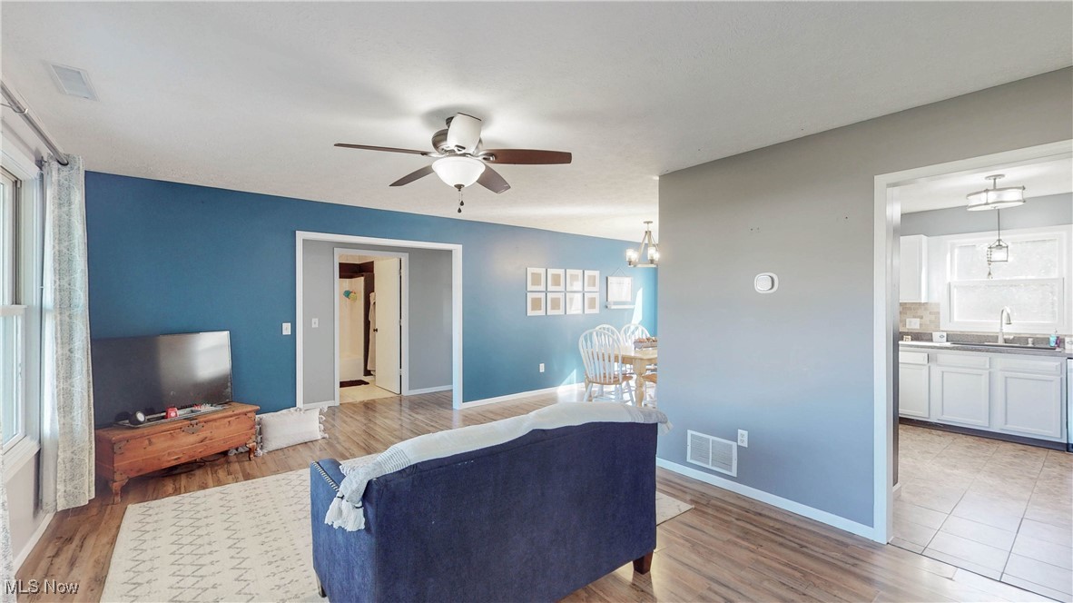 1454 Hillcrest Drive Atwater OH 44201