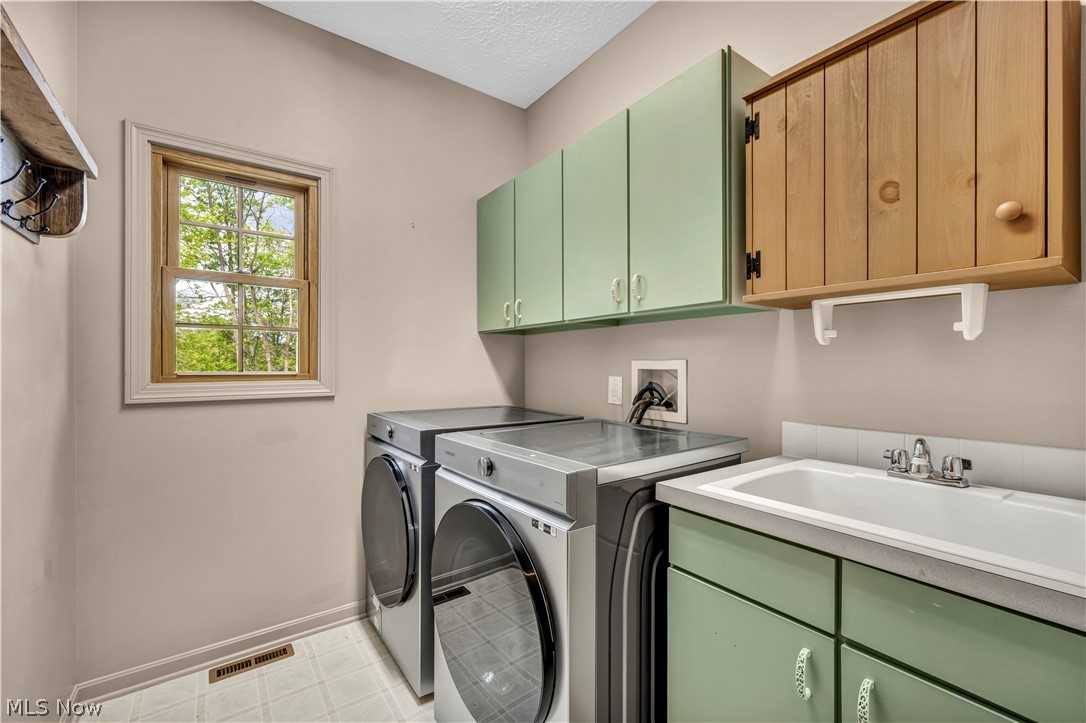 2728 High Hampton Trail Cuyahoga Falls OH 44223