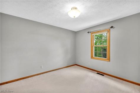 2728 High Hampton Trail Cuyahoga Falls OH 44223