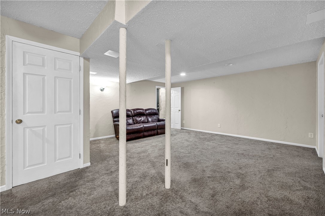 2728 High Hampton Trail Cuyahoga Falls OH 44223