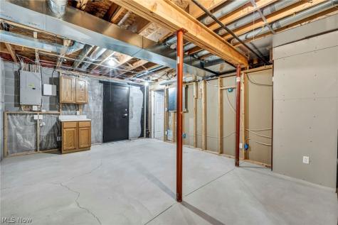 2728 High Hampton Trail Cuyahoga Falls OH 44223