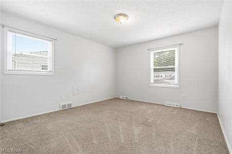 1124 Hillrock Drive South Euclid OH 44121