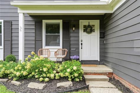 1124 Hillrock Drive South Euclid OH 44121
