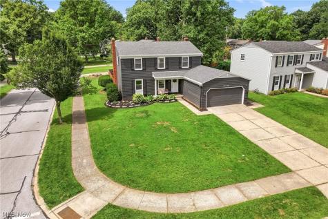 1124 Hillrock Drive South Euclid OH 44121