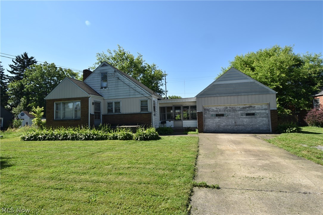 923 E Philadelphia Avenue Youngstown OH 44502