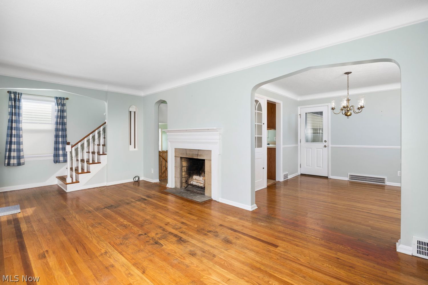 8905 Beech Avenue Cleveland OH 44144
