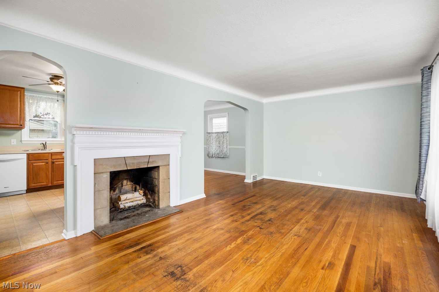 8905 Beech Avenue Cleveland OH 44144