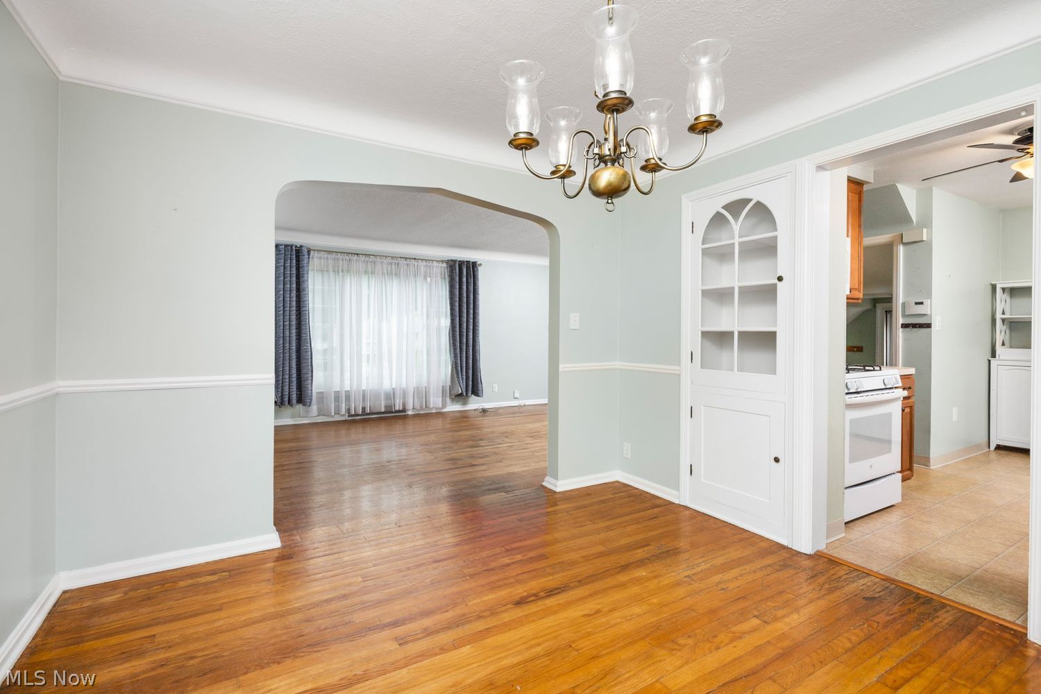 8905 Beech Avenue Cleveland OH 44144