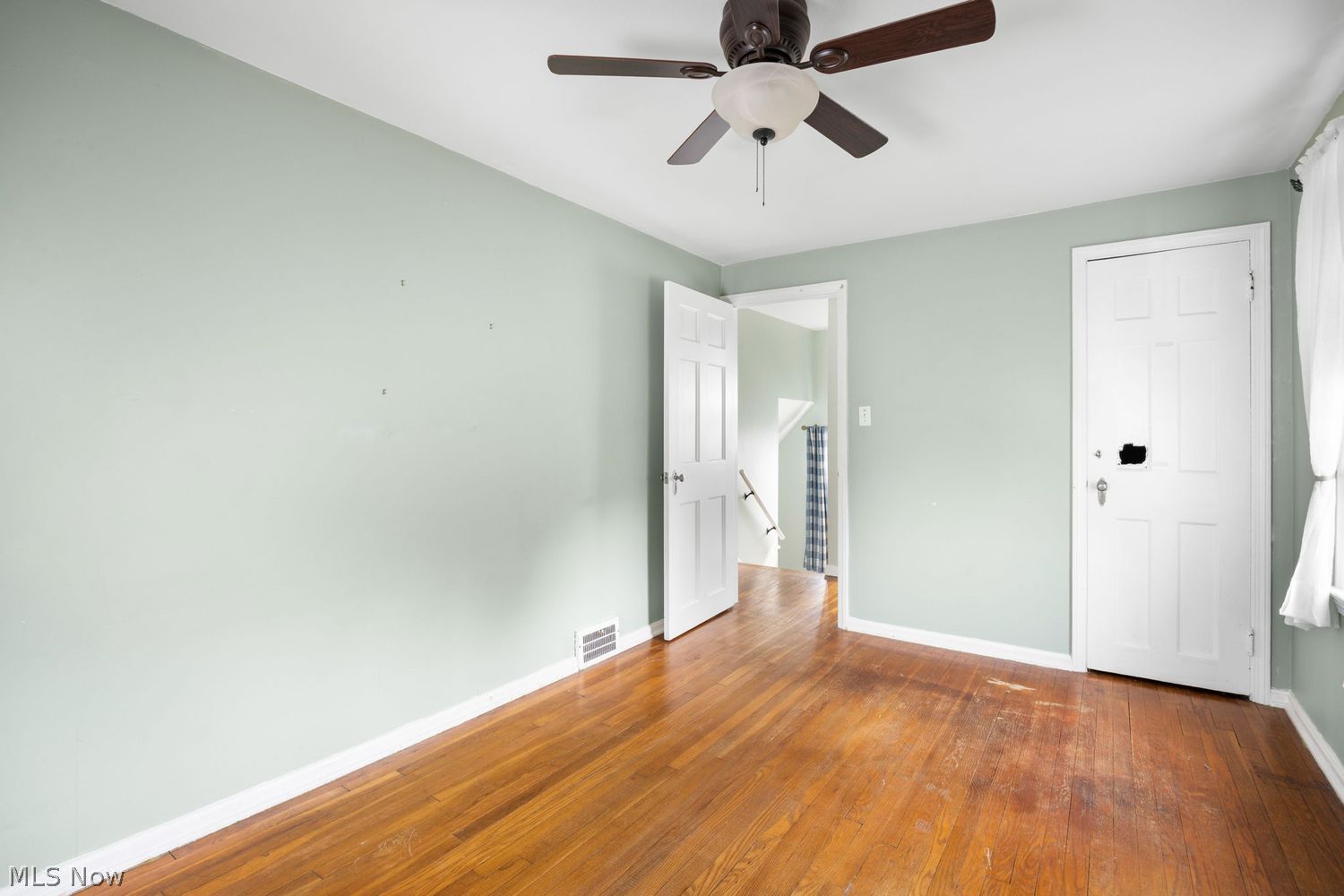 8905 Beech Avenue Cleveland OH 44144