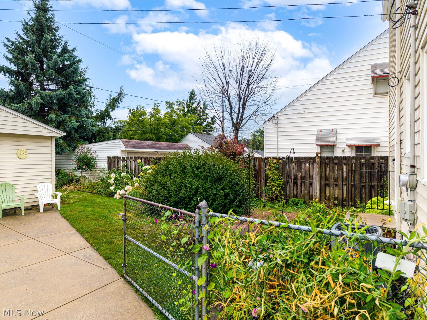 8905 Beech Avenue Cleveland OH 44144