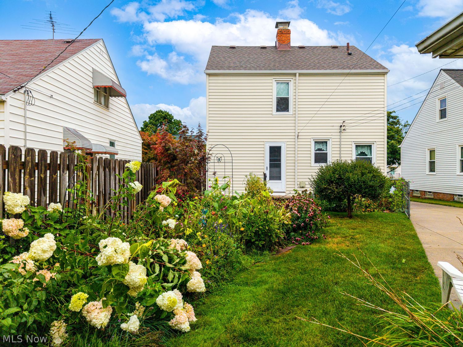 8905 Beech Avenue Cleveland OH 44144