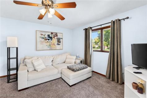 4701 Brook Lane Brooklyn OH 44144