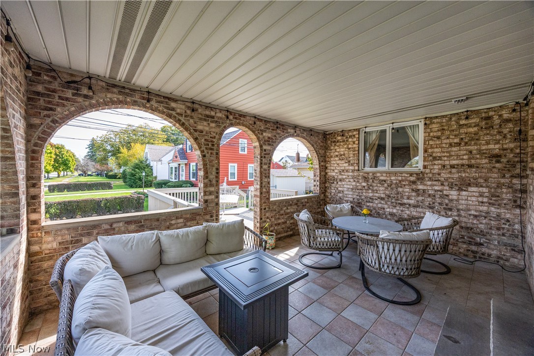 4701 Brook Lane Brooklyn OH 44144