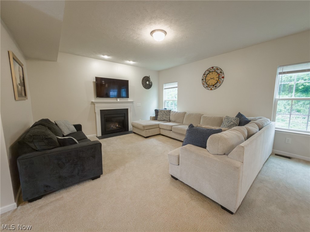 867 Starr Ridge Street SE Massillon OH 44646