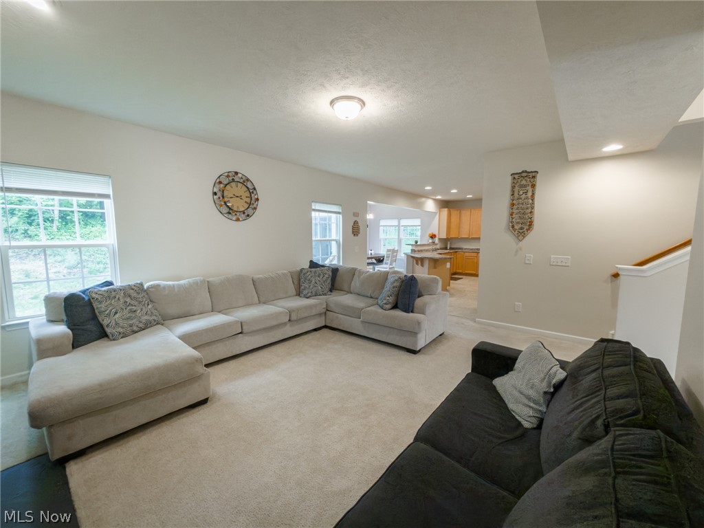 867 Starr Ridge Street SE Massillon OH 44646
