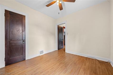 14104 Carrydale Avenue Cleveland OH 44111