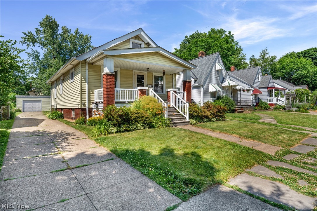 14104 Carrydale Avenue Cleveland OH 44111