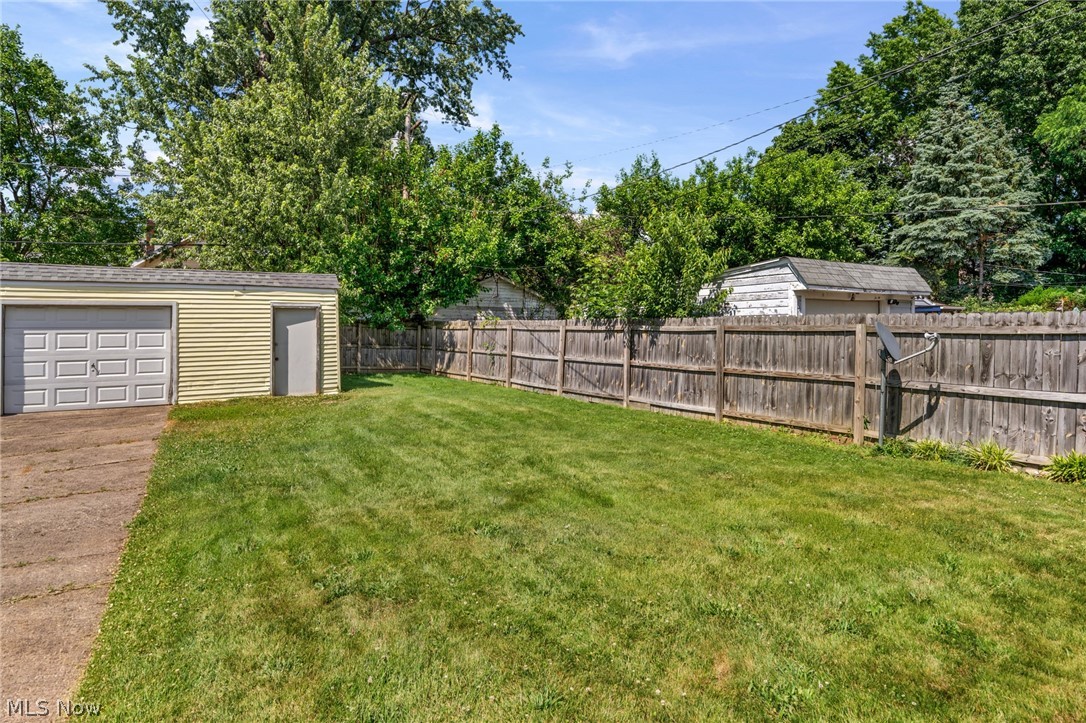 14104 Carrydale Avenue Cleveland OH 44111