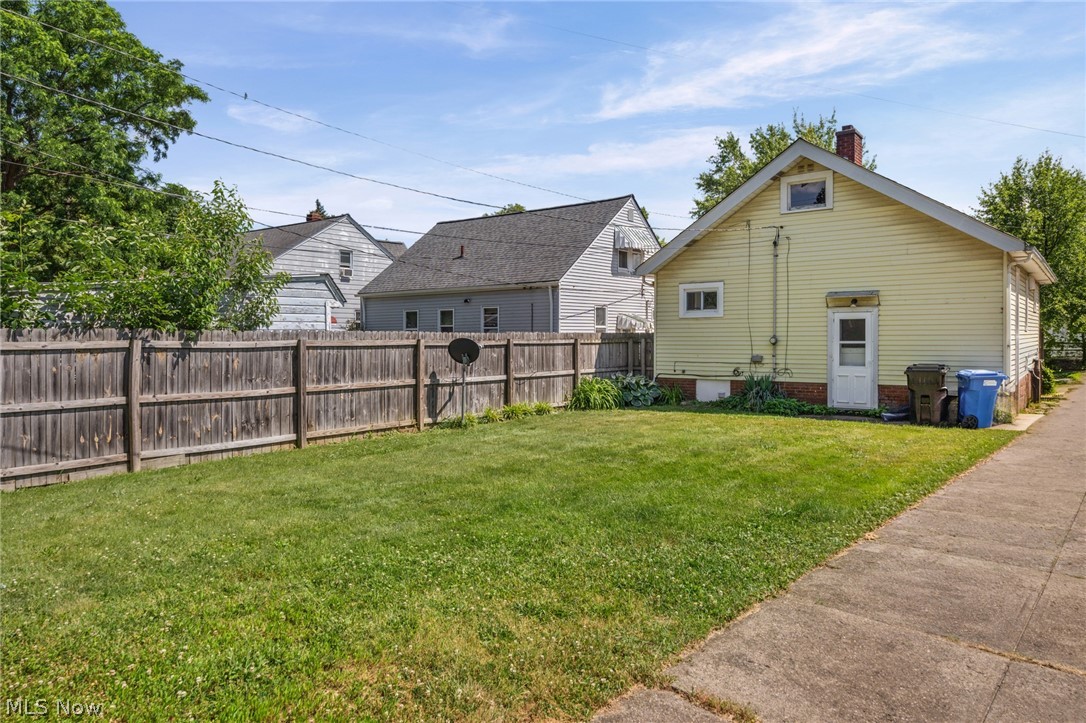 14104 Carrydale Avenue Cleveland OH 44111