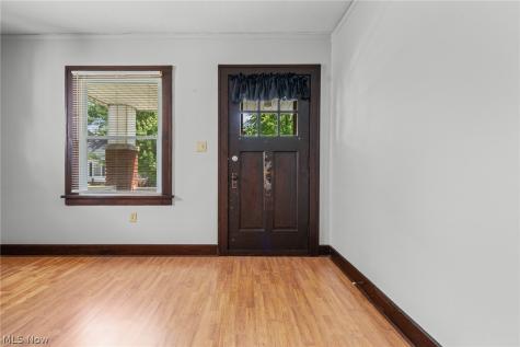 14104 Carrydale Avenue Cleveland OH 44111