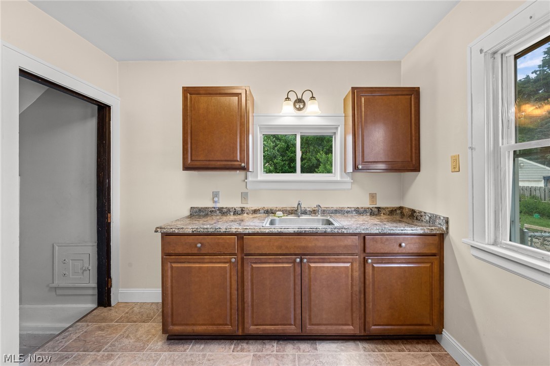 14104 Carrydale Avenue Cleveland OH 44111