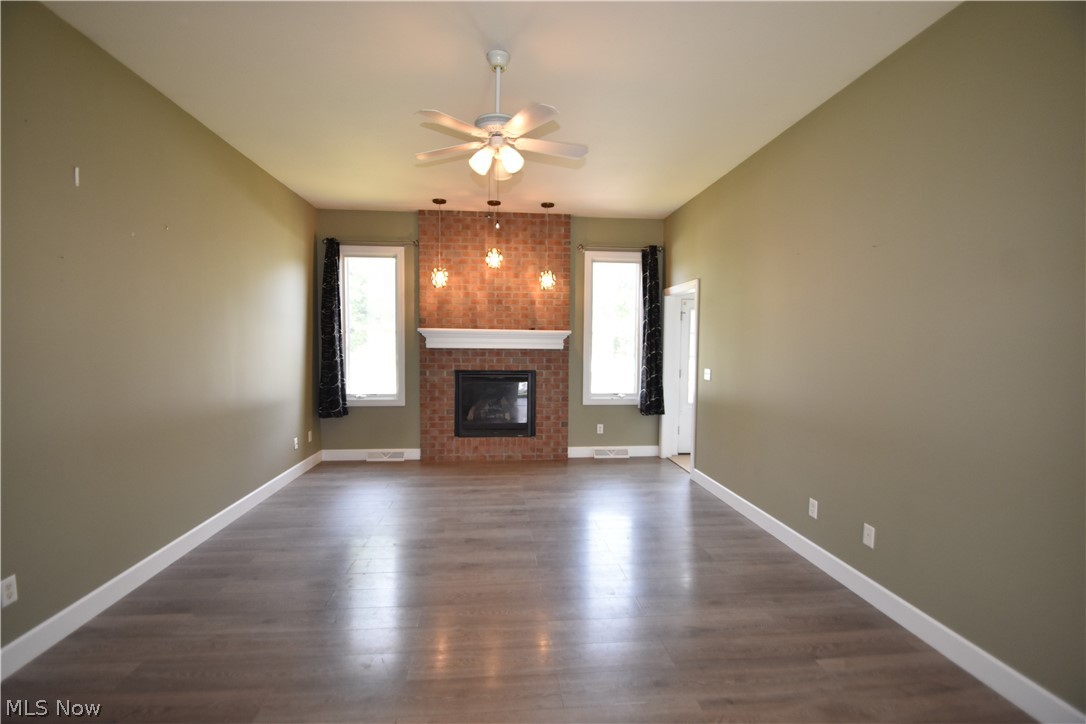 2145 Squirrel Run Mineral Ridge OH 44440