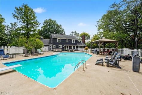 16455 Egbert Road Walton Hills OH 44146