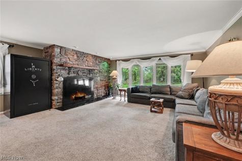 16455 Egbert Road Walton Hills OH 44146