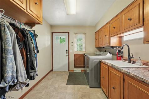 16455 Egbert Road Walton Hills OH 44146