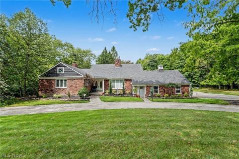 16455 Egbert Road Walton Hills OH 44146
