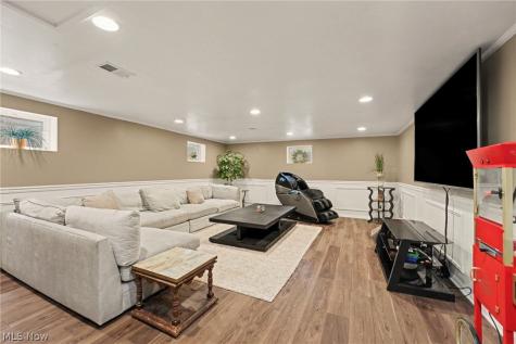 16455 Egbert Road Walton Hills OH 44146