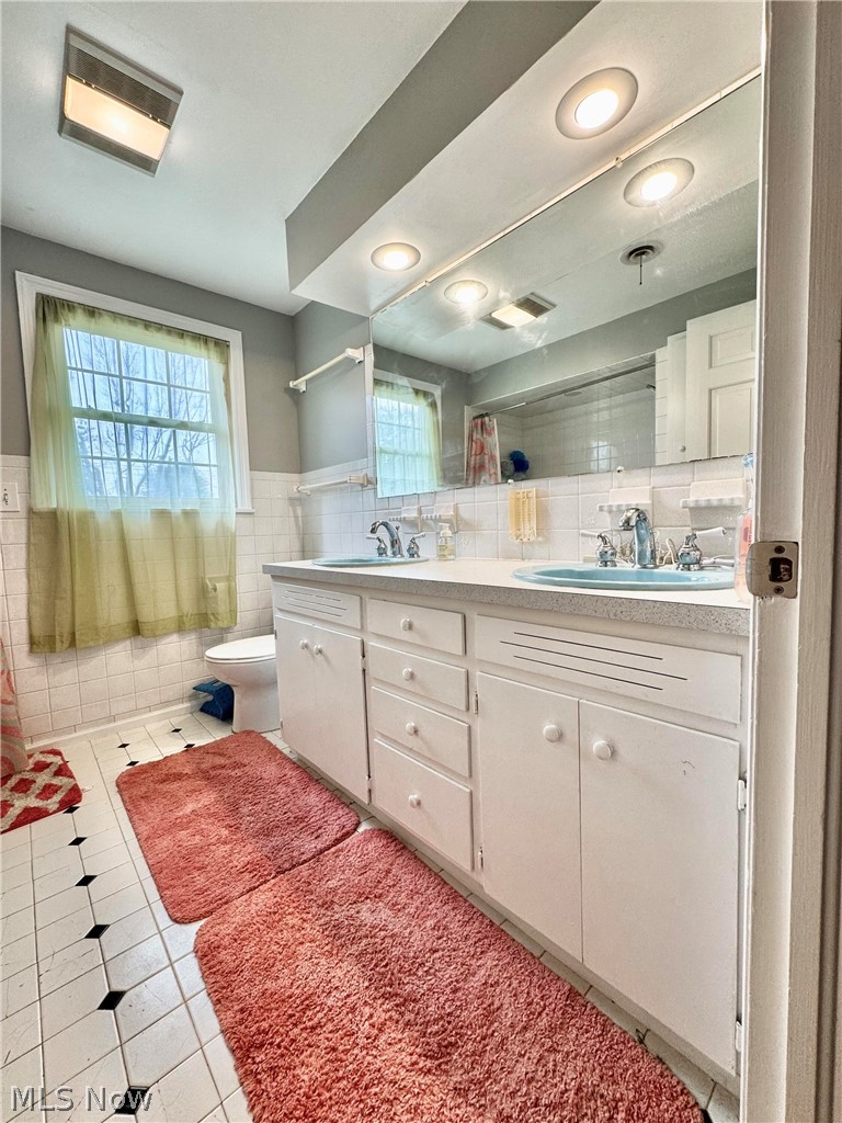 1560 Fairway Drive Lima OH 45805