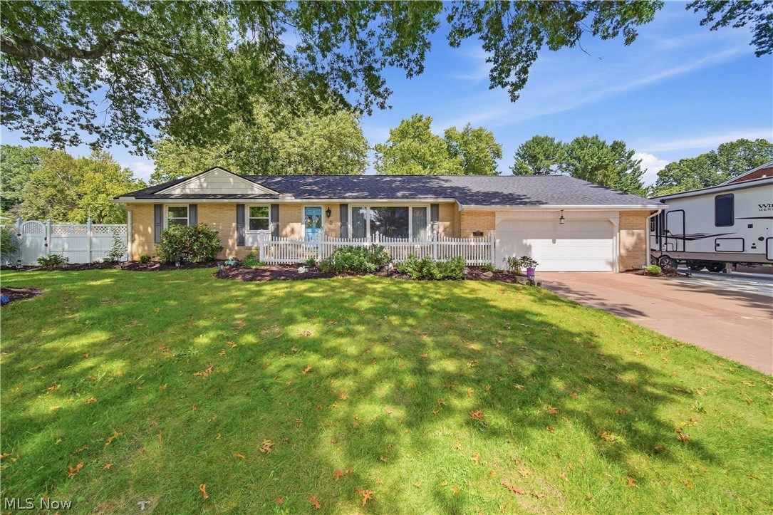 2769 Englewood Drive NE Canton OH 44721