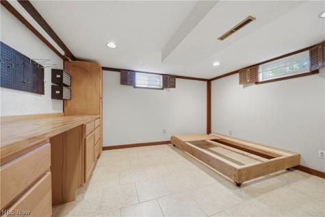 2769 Englewood Drive NE Canton OH 44721