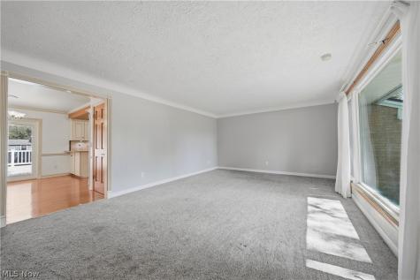 2769 Englewood Drive NE Canton OH 44721
