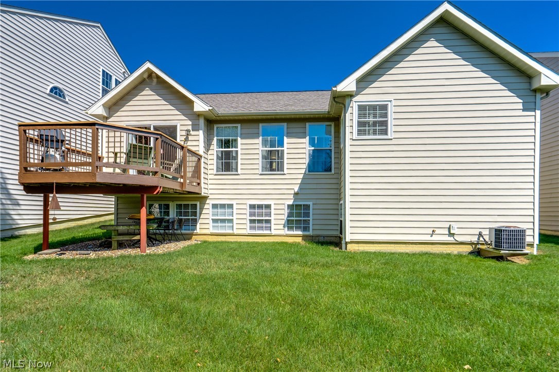 824 Willow Creek Drive Akron OH 44333